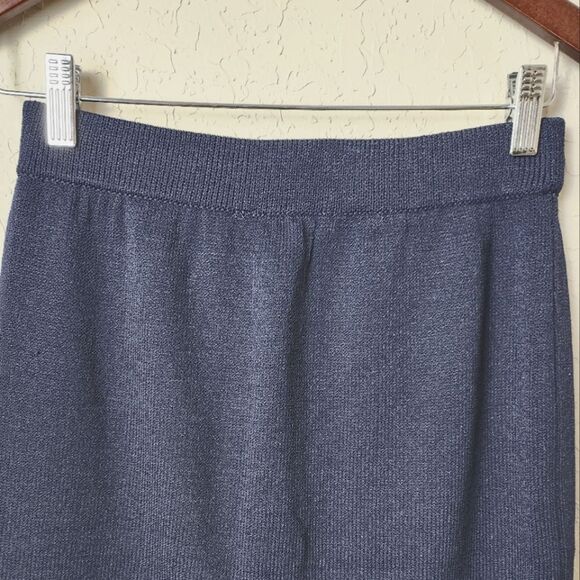 St. John Santana Knit A Line Pull On Skirt Navy Blue Size 4 Womens - Picture 4 of 6